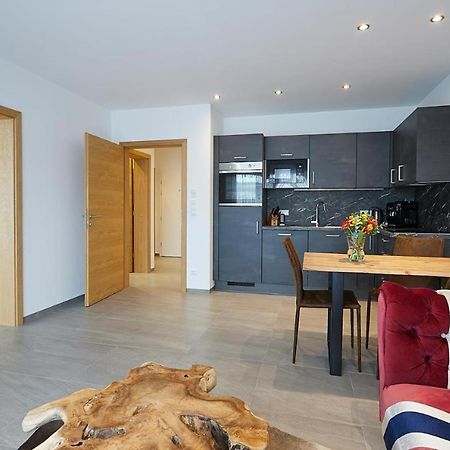 Apartment Lina & Lejs 格洛博明 外观 照片